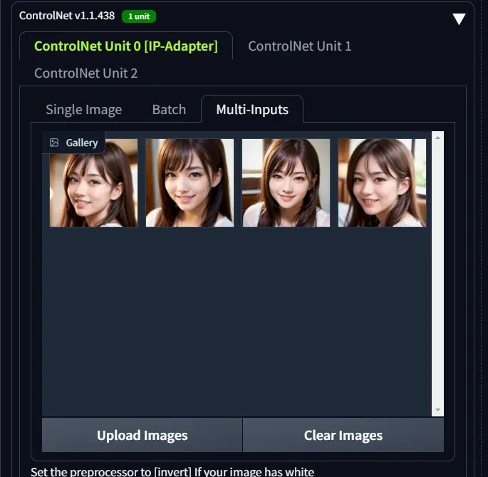 Multi Imageで4枚の画像がアップロードされている状態
下段にコントロール用ボタンが2つ並んでいる