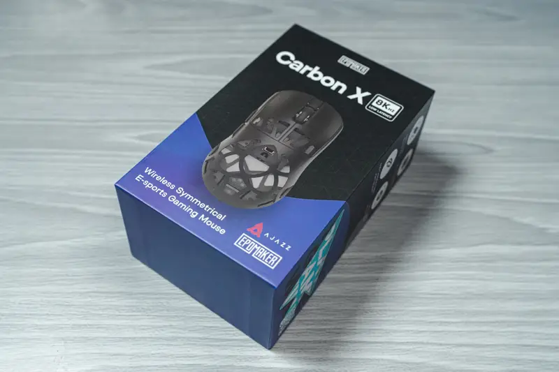 Epomaker Carbon Xマウスパッケージの写真